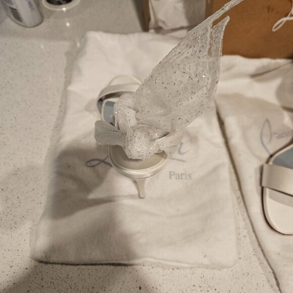 Shoes - Picture 3 of 4